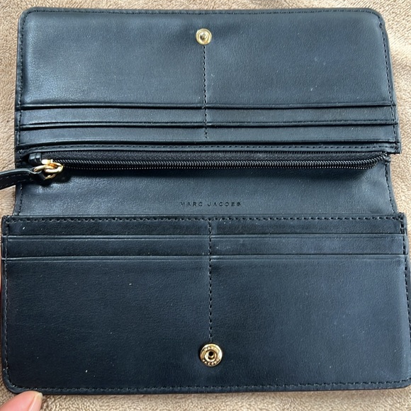 Mark Jacobs wallet - Picture 3 of 6